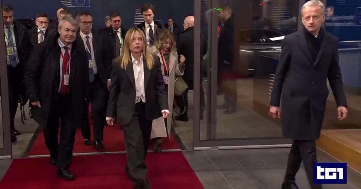 Scontro Macron-Meloni: tensione alle stelle dopo caso estrema destra