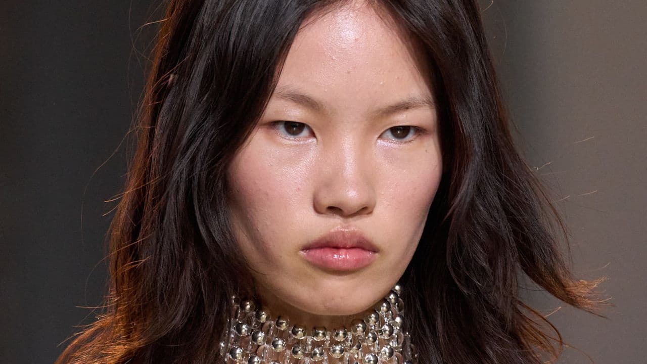 Taglio scalato medio: 10 tendenze primavera 2026 da copiare subito