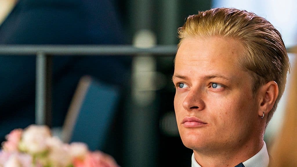 Norvegia: chiesti 7 anni di carcere per il figlio di Mette-Marit