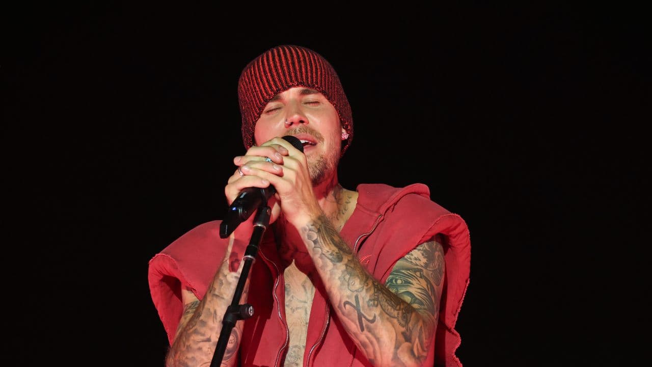 Bieber al Coachella: 10 milioni per cantare sui video di 15 anni fa