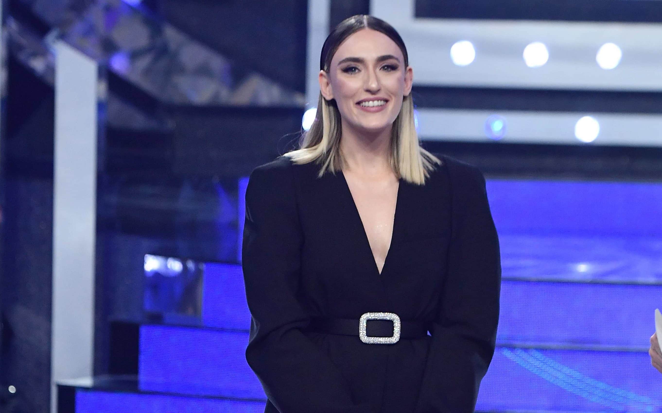 Mara Sattei torna a Sanremo 2026 con un brano tutto suo