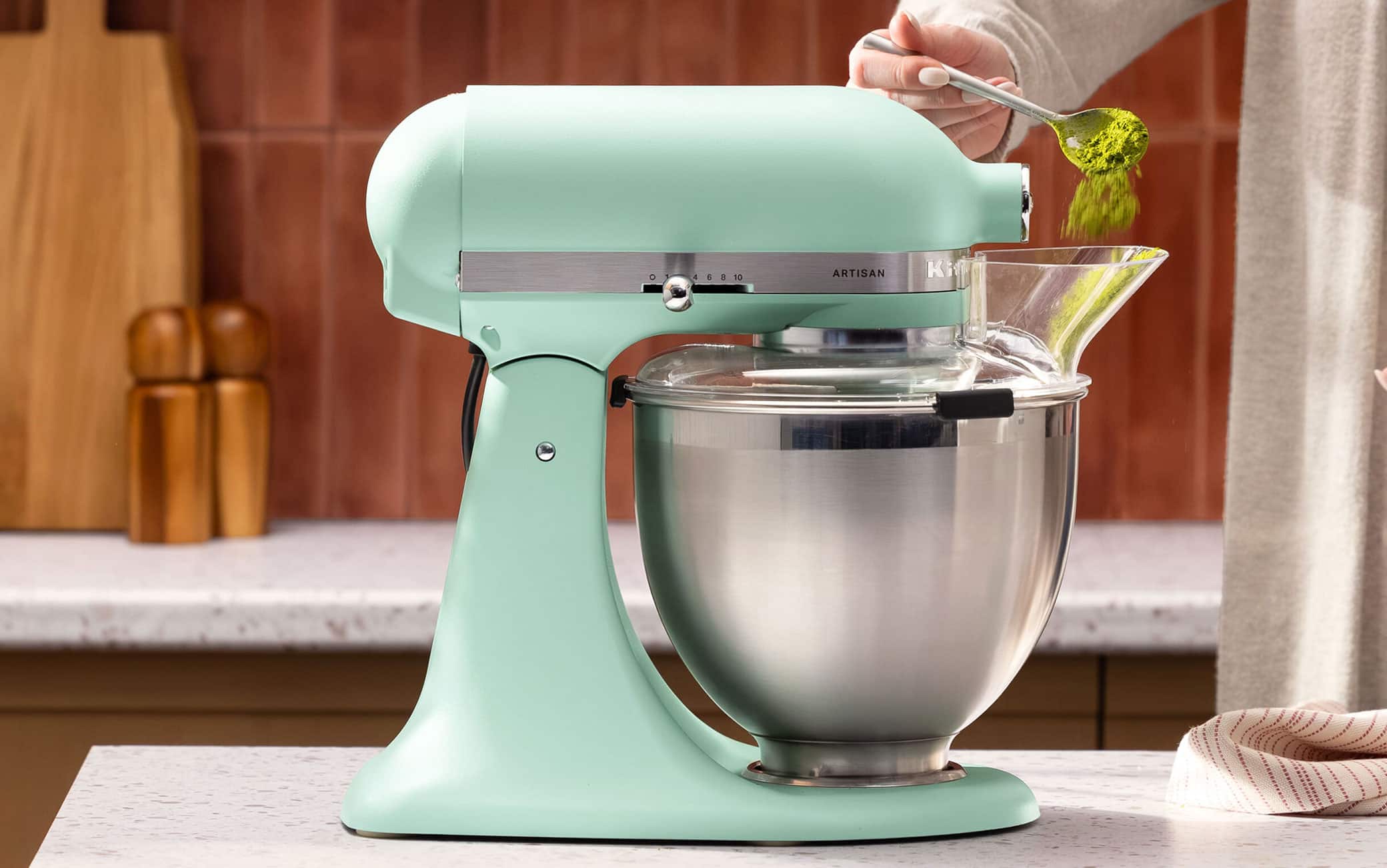 KitchenAid lancia Spearmint, il colore dell'anno 2026