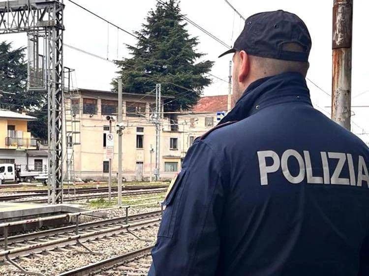 Trapani: 17enne con le cuffie travolto e ucciso dal treno